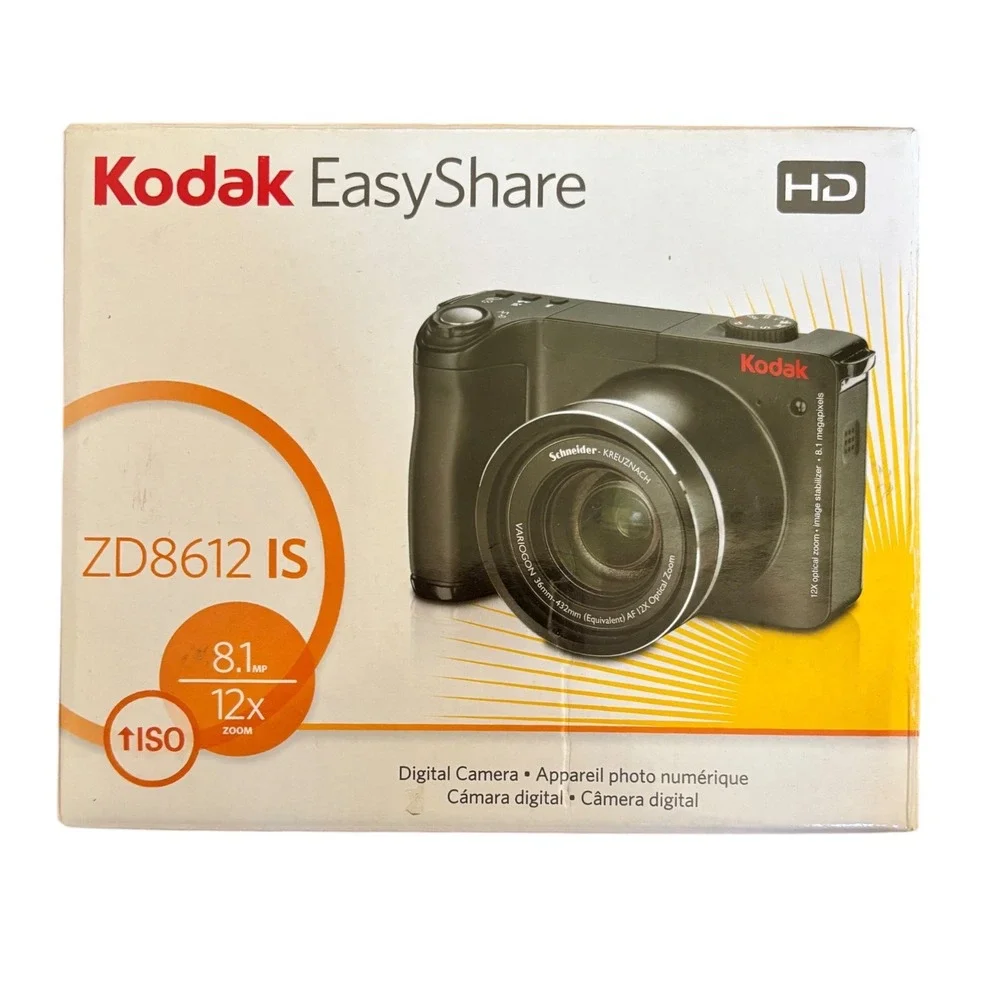 Kodak EasyShare ZD8612 IS Digital Camera 8.1MP‎ 12x Optical Zoom Black HD Bundle